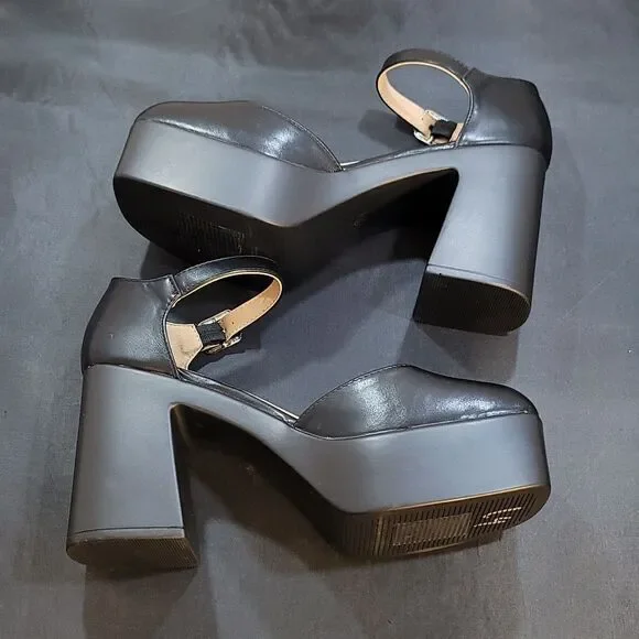 BRAND NEW MUDD BLOCK-HEEL ADJUSTABLE ANKLE STRAP SANDAL - Picture 8 of 16